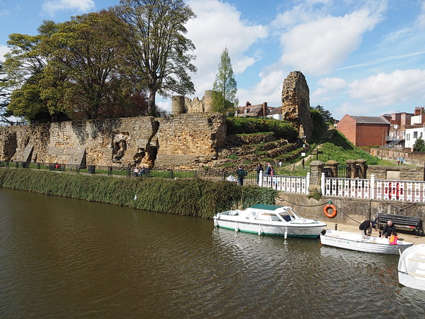 Tonbridge, UK